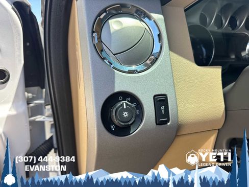 Used 2015 Ford F350 Lariat w/ Lariat Interior Package AWD/4WD image 30