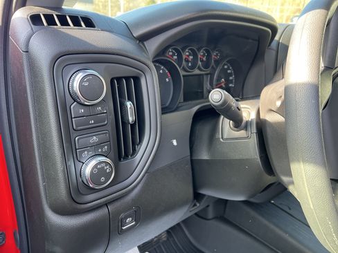 New 2026 GMC Sierra 2500 Pro AWD/4WD image 9