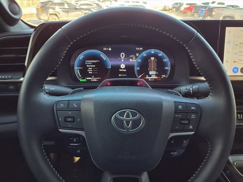 Used 2024 Toyota Crown Platinum image 19