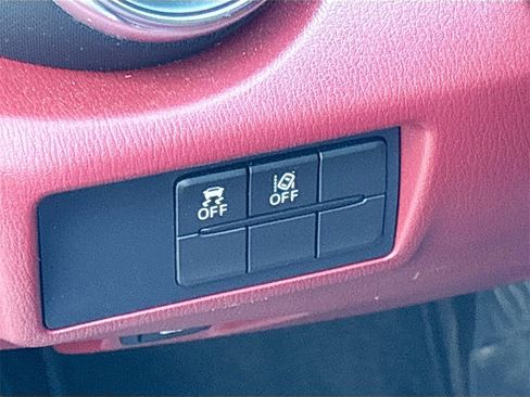 Used 2020 MAZDA MX-5 Miata RF Grand Touring image 10