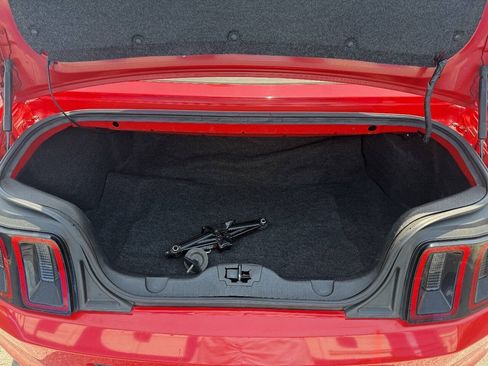 Used 2013 Ford Mustang Convertible RWD image 27