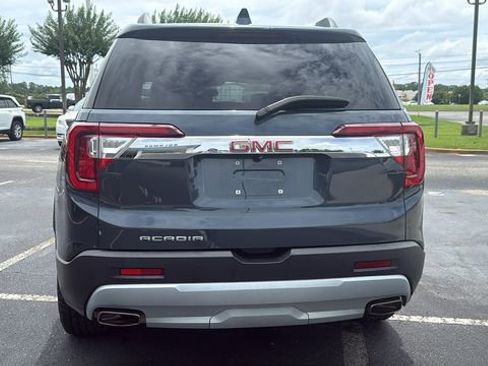 Used 2020 GMC Acadia SLT w/ Trailering Package FWD image 6