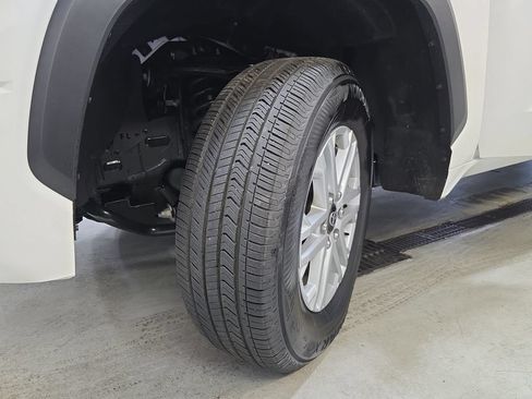 Certified 2025 Toyota Tundra SR5 AWD/4WD image 34