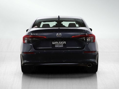 Used 2024 Honda Civic Sport image 4