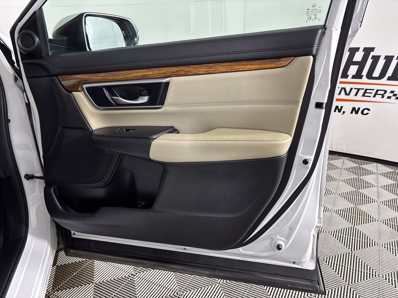 Used 2021 Honda CR-V EX-L image 30