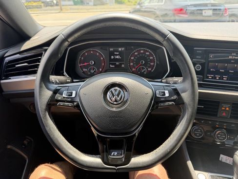 Used 2019 Volkswagen Jetta R-Line FWD image 29