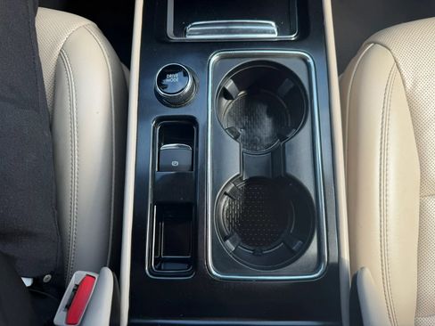 Used 2020 Lincoln Corsair AWD w/ Equipment Group 101A image 20