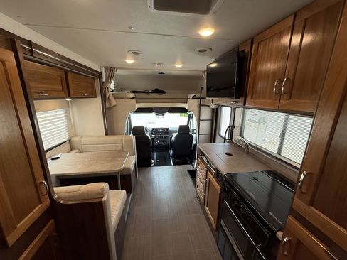 Used 2019 Mercedes-Benz Sprinter 170 image 69