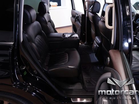 Used 2021 Nissan Armada Platinum w/ Captain's Chairs Package image 38