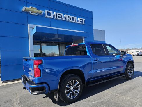 Used 2024 Chevrolet Silverado 1500 RST w/ Z71 Off-Road Package image 3