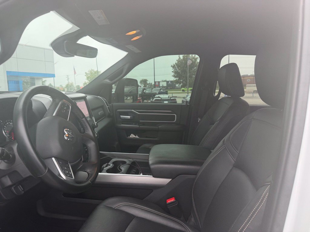 Used 2024 RAM 3500 Big Horn AWD/4WD image 5