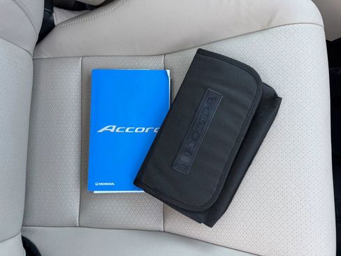 Used 2017 Honda Accord EX-L image 23