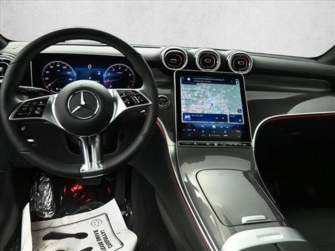 Used 2026 Mercedes-Benz GLC 300 4MATIC image 20