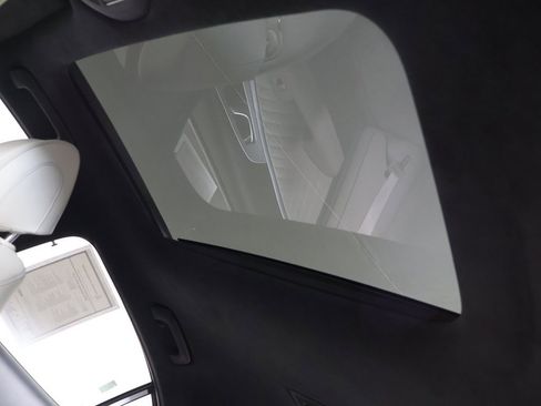 Used 2023 Genesis G70 3.3T w/ Sport Prestige Package image 21