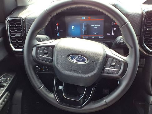 Used 2025 Ford Ranger XLT w/ Equipment Group 301A High RWD image 21