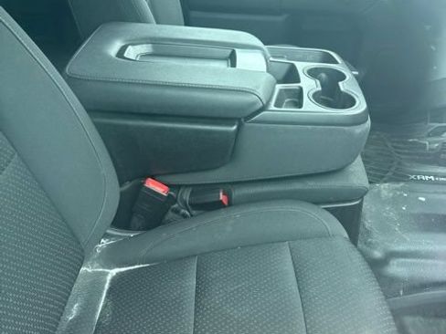 Used 2022 Chevrolet Silverado 1500 W/T w/ WT Value Package AWD/4WD image 12