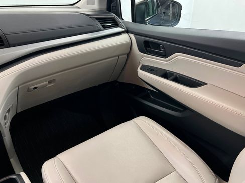 Used 2025 Honda Odyssey EX-L image 11