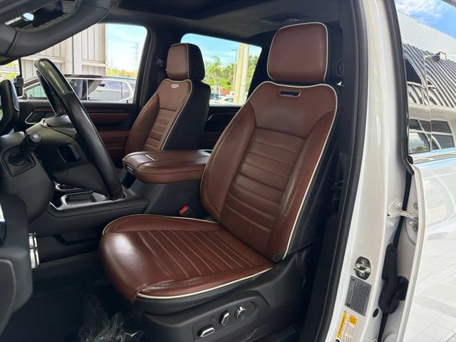 Used 2024 GMC Sierra 2500 Denali Ultimate w/ Max Trailering Package AWD/4WD image 17