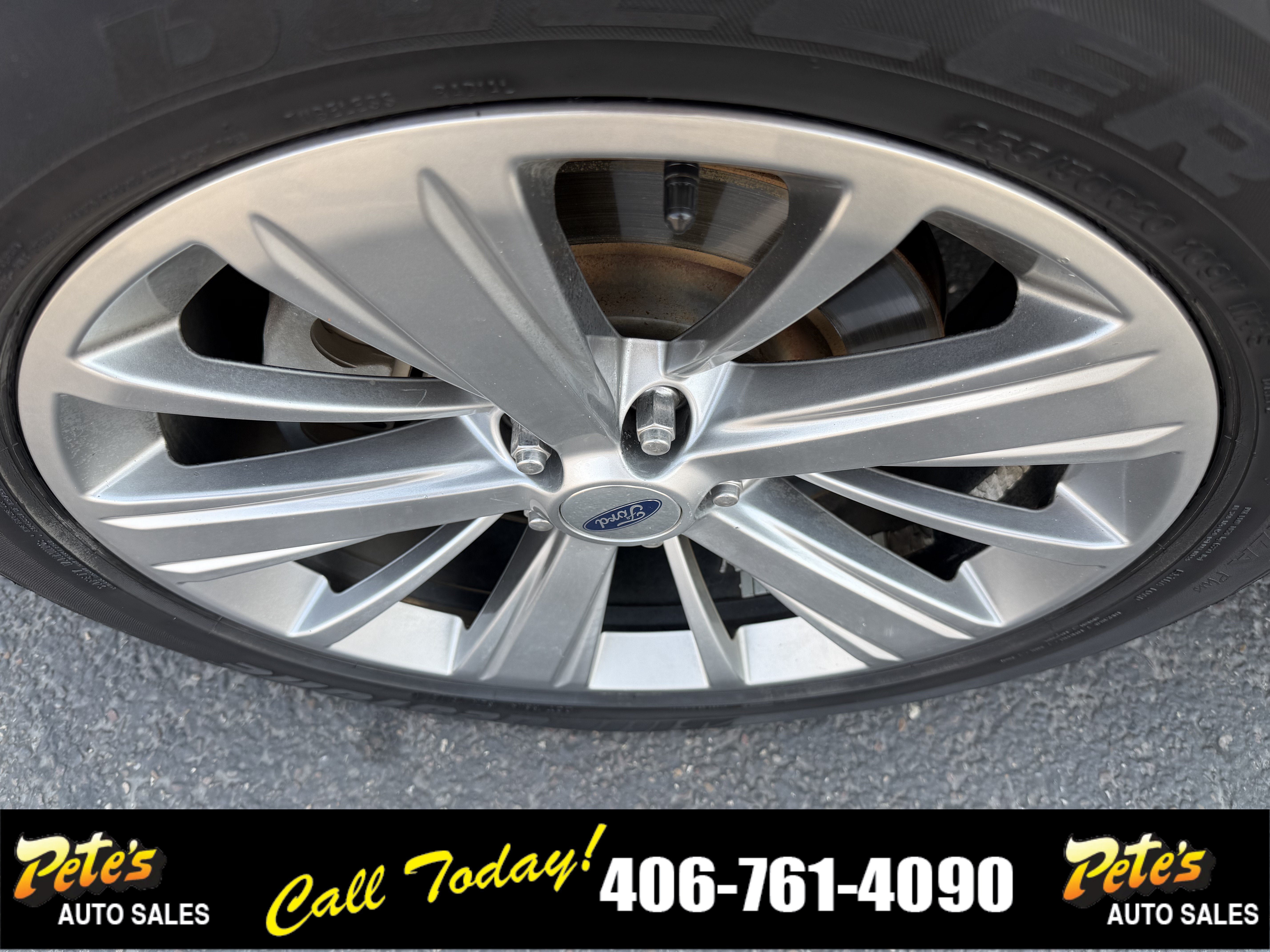 Used 2018 Ford Explorer Limited AWD/4WD image 16
