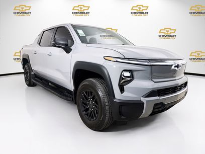 Used 2025 Chevrolet Silverado EV LT