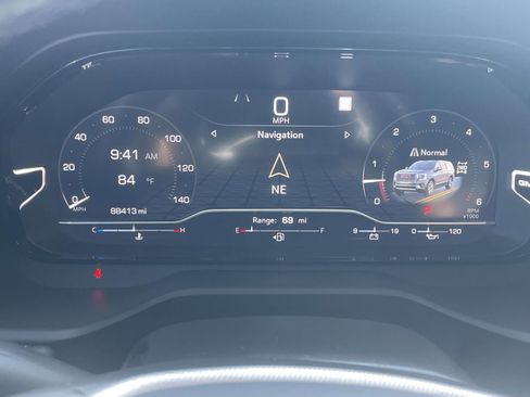 Used 2022 GMC Yukon Denali AWD/4WD image 20