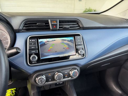 Used 2025 Nissan Versa SV image 24