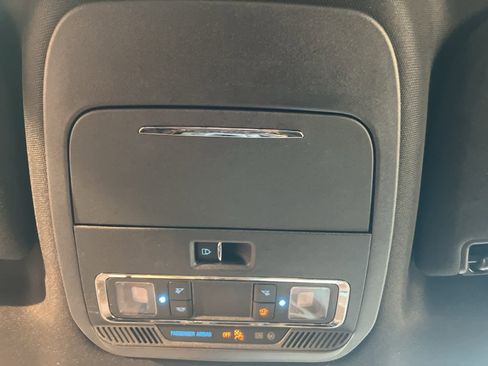 Used 2023 Ford F150 Lariat w/ Equipment Group 502A High image 32