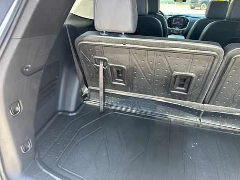 Certified 2021 Chevrolet Traverse Premier AWD/4WD image 25