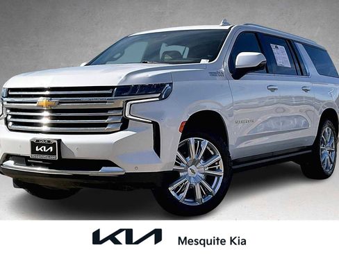 Used 2021 Chevrolet Suburban High Country image 1