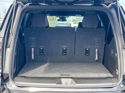 Used 2026 Chevrolet Suburban LS image 25