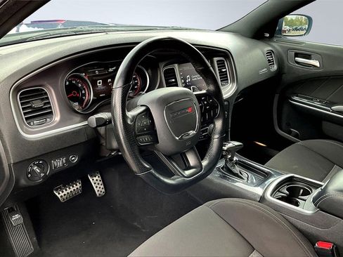 Used 2022 Dodge Charger R/T w/ Performance Handling Group image 14