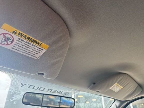 Used 2004 Ford F250 XLT image 18