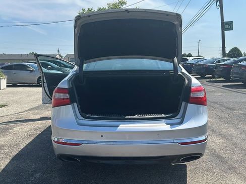 Used 2016 Kia Cadenza Premium image 18