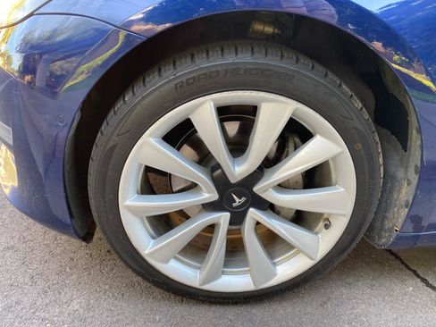 Used 2020 Tesla Model 3 Standard Range Plus RWD image 23