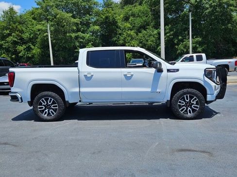 Used 2024 GMC Sierra 1500 AT4 w/ AT4 Preferred Package image 14
