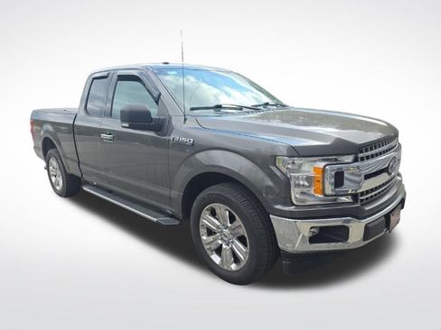 Used 2018 Ford F150 XLT w/ Equipment Group 301A Mid image 2