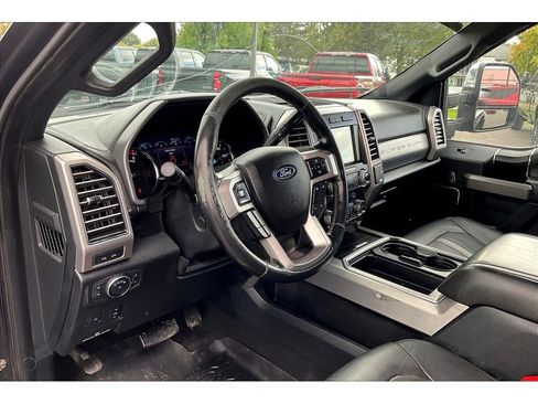 Used 2019 Ford F350 Platinum w/ Platinum Ultimate Package image 15
