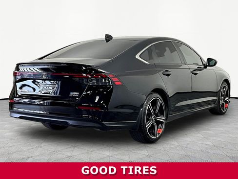 Used 2025 Honda Accord Sport image 6