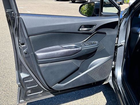 Used 2018 Toyota C-HR XLE FWD image 21