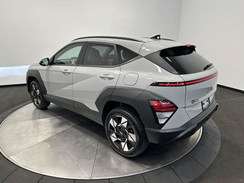 Certified 2024 Hyundai Kona SEL AWD/4WD image 5