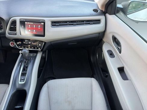 Used 2016 Honda HR-V EX image 26