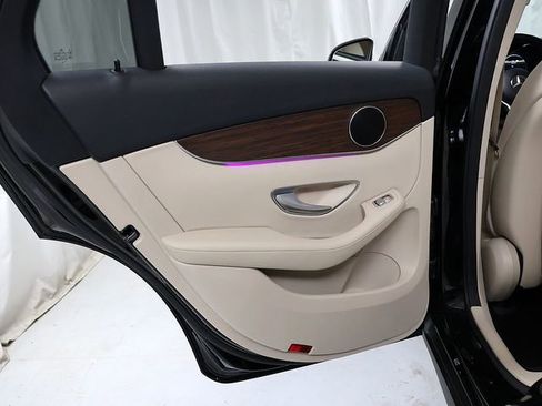 Certified 2022 Mercedes-Benz GLC 300 4MATIC image 29