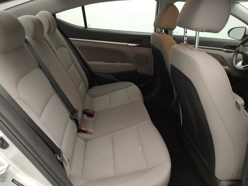 Used 2019 Hyundai Elantra Value Edition FWD image 19
