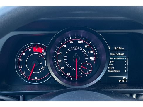 Used 2023 Hyundai Elantra SEL image 25