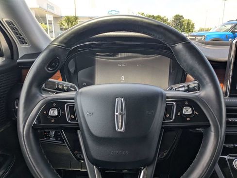 Used 2022 Lincoln Corsair Reserve w/ Equipment Group 201A FWD image 21