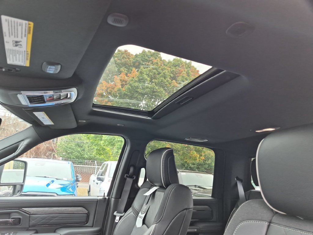 New 2027 RAM 3500 Limited AWD/4WD image 28