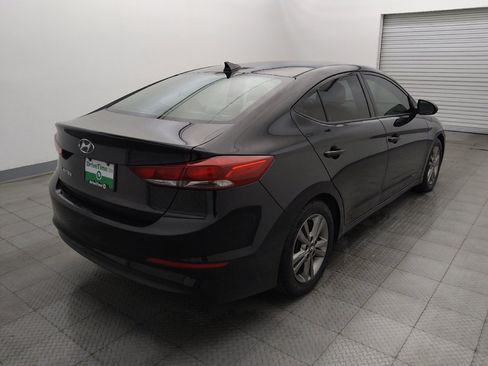 Used 2018 Hyundai Elantra Value Edition FWD image 9