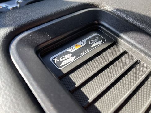 Used 2016 GMC Sierra 1500 SLT w/ SLT Premium Package image 32