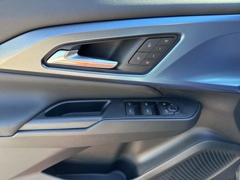 New 2026 Chevrolet Equinox EV LT w/ Convenience Package II image 9