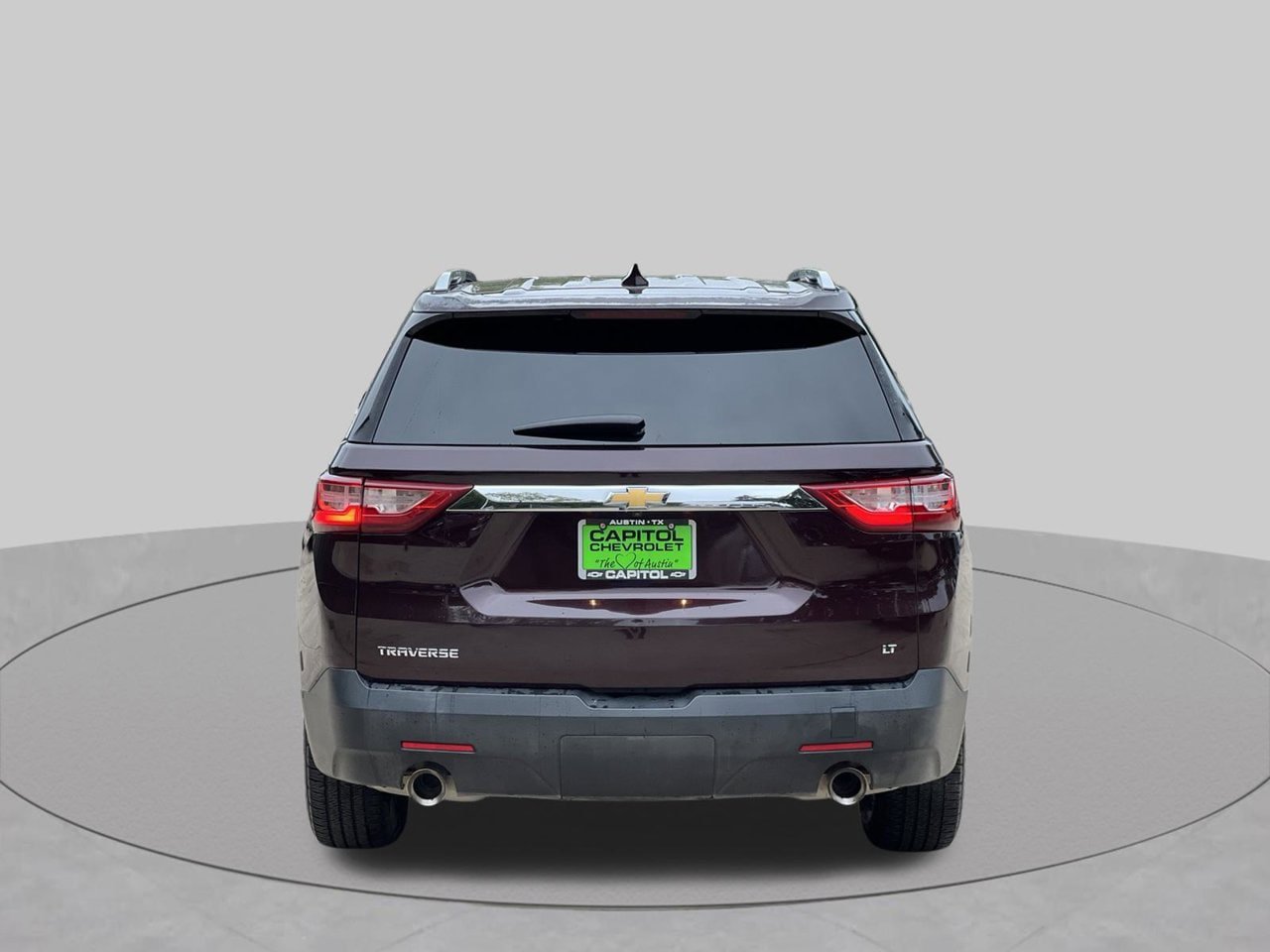 Used 2018 Chevrolet Traverse LT w/ LPO, Cargo Package FWD image 4